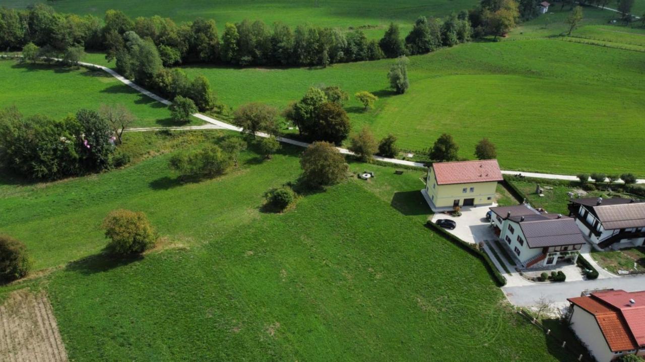 Apartamento Hisasmihelka Kobarid Exterior foto