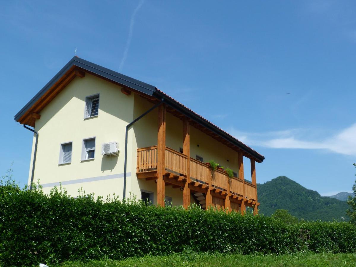 Apartamento Hisasmihelka Kobarid Exterior foto